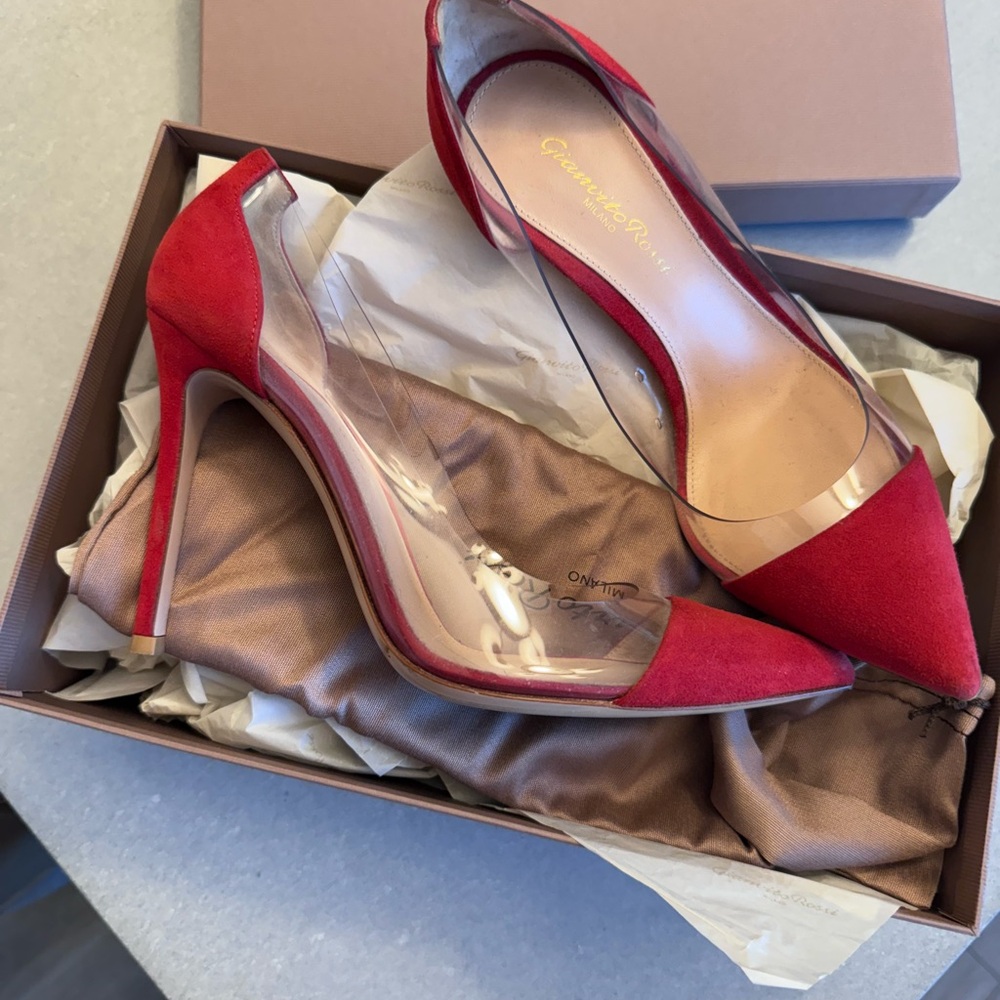Gianvito Rossi Plexi Pumps
